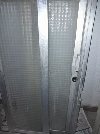 ventana corredera mosquitero y persiana