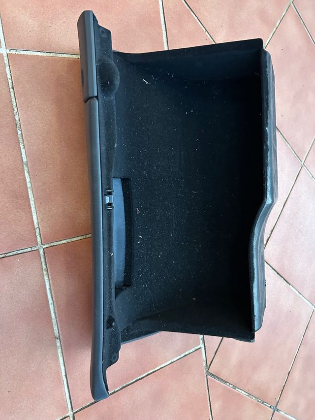 Guantera de mercedes clase C