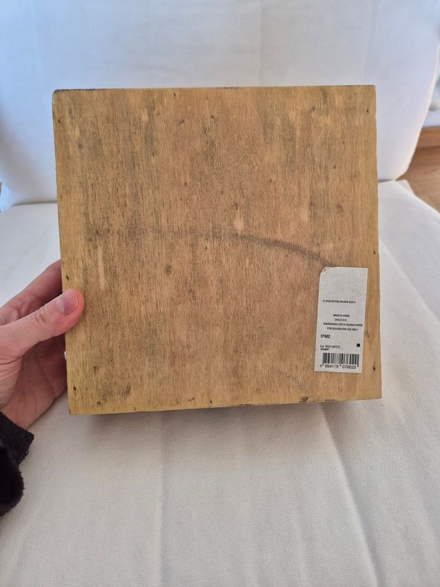 Scatola in legno con chiusura