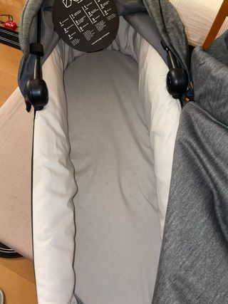 Mountain Buggy Carrycot Plus Duet V3.2 herringbone