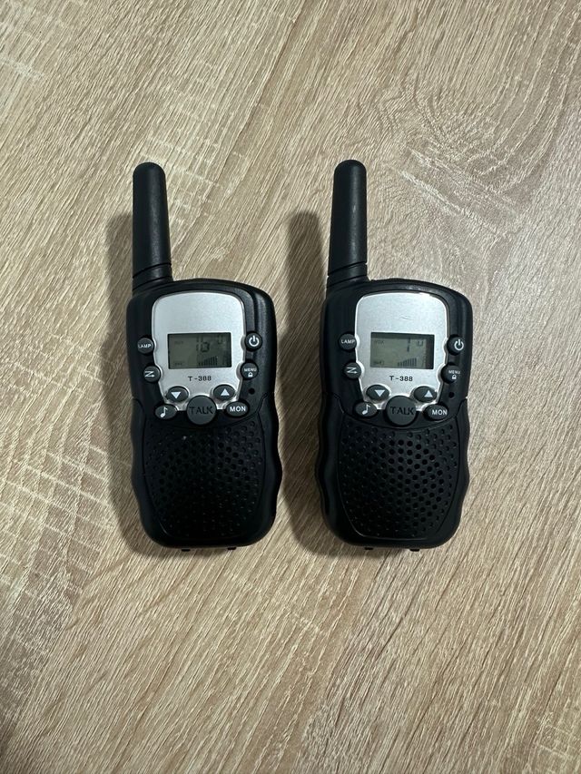 Walkie talkies