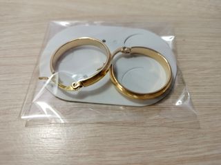 Pendientes dorados
