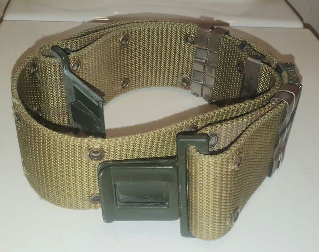 Cinturones equipación militar