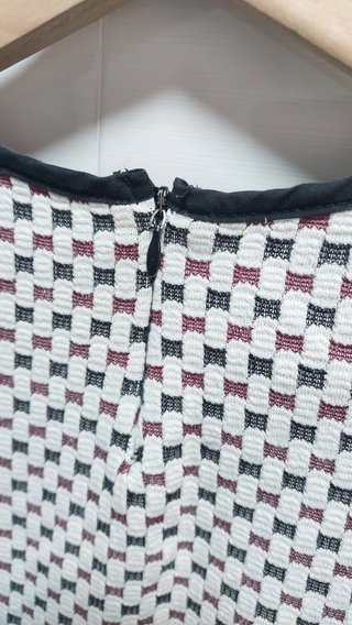 Blusa con ribetes de Sfera