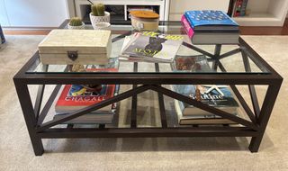 Mesa forjada en hierro