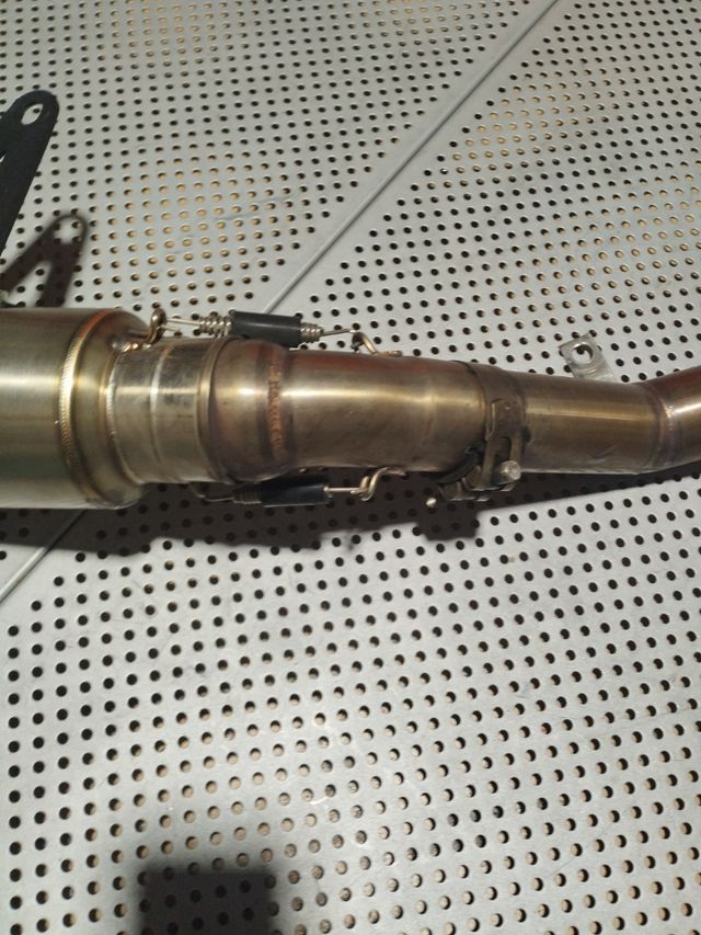 Escape Kawasaki Z 900 RACE