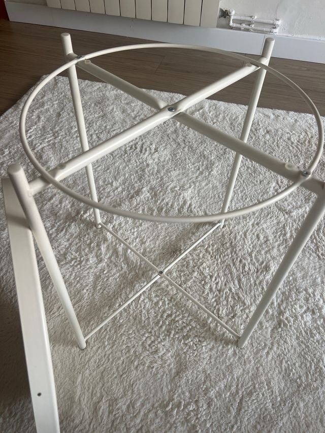 Mesita blanca GLADOM ikea