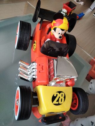 Coche teledirigido Mickey Mouse