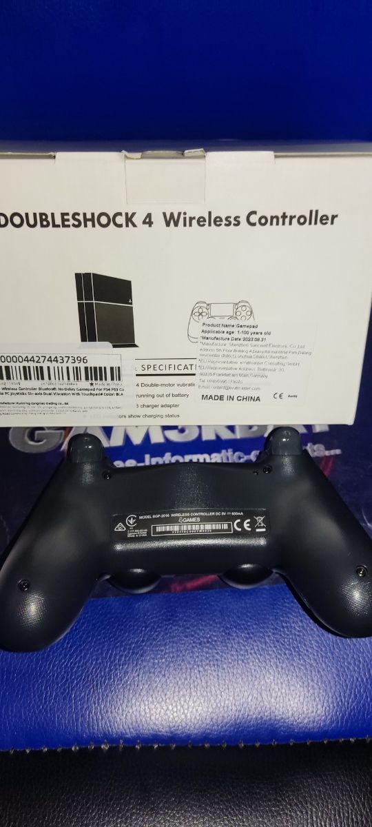 CONTROLLER WIRELESS @ SONY PLAYSTATION 4