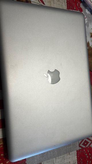 Macbook Pro 15” I7 16gb Ram 240ssd