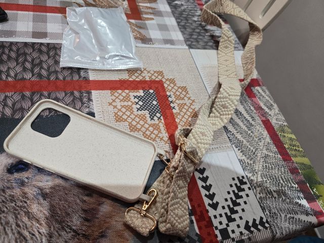 Funda colgante iphone 14 pro max