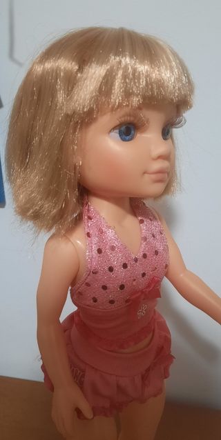 Muñeca Nancy rubia