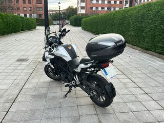 Moto Benelli TRK 502