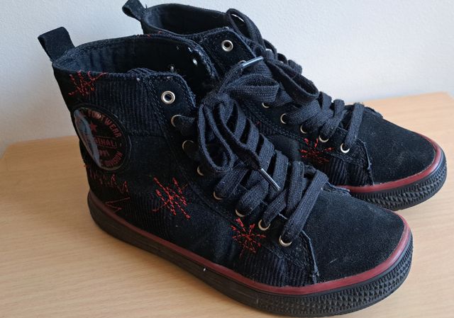 Zapatillas bordadas Beppi botín Talla 36