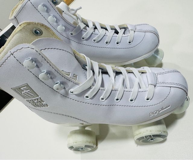 Patines 4 ruedas talla 35