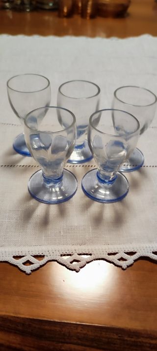 Bicchierini a calice celesti vintage 