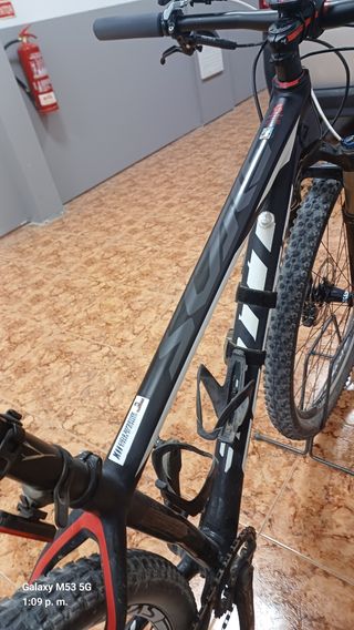 Bici montaña Scott scale carbono  29"