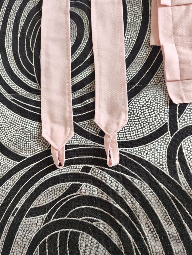 2 cortinas rosa.2 visillos blancos