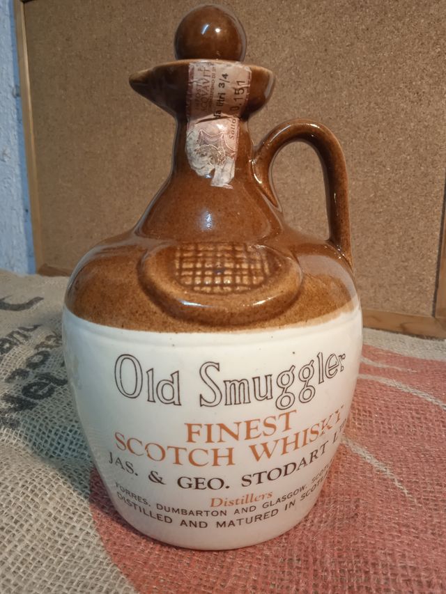 Bottiglia whisky in ceramica