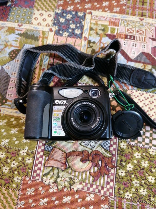 Macchina fotografica Nikon Coolpix 5400