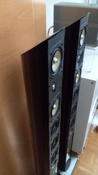 Altavoces HI-END Paradigm Audio MIllenia 200
