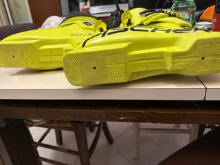 Sci scarponi.  FISCHER VACUUM FULL FIT 150.