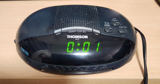 Radio despertador THOMSON - RR57