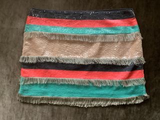 Falda de lentejuelas de Zara talla L