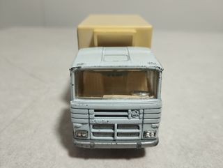 Camión Pegaso de Mira