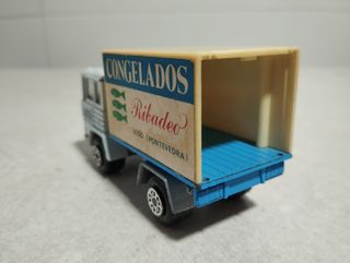 Camión Pegaso de Mira