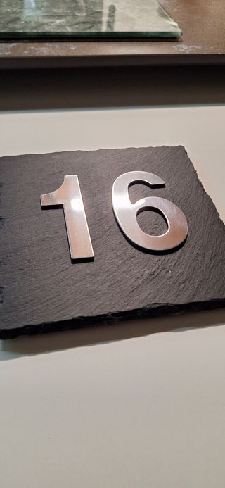 Números / letras para puerta, portal o fachada.