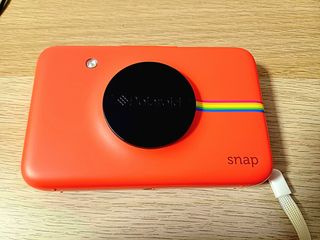 Cámara Polaroid Snap Roja