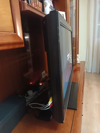 Televisión sony bravia 42"+regalo TDT