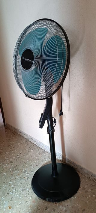 Ventilador de Pie silencioso 60w Rowenta Essential