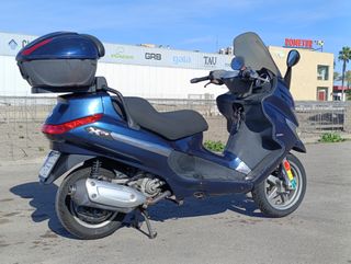 PIAGGIO X-EVO 250, 2008