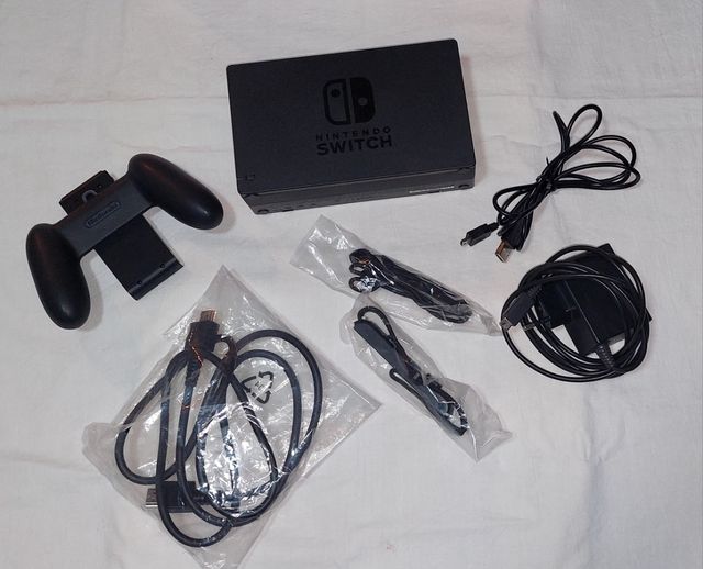 Consola Nintendo Switch con accesorios
