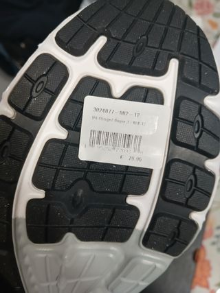 Zapatillas charged rogue 3 under armour