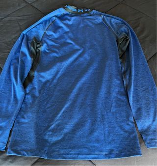 Camiseta termica azul de Under Armour