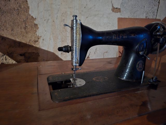 Oferta Máquina de coser Alfa