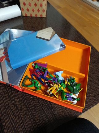 Mi libro juego Marvel