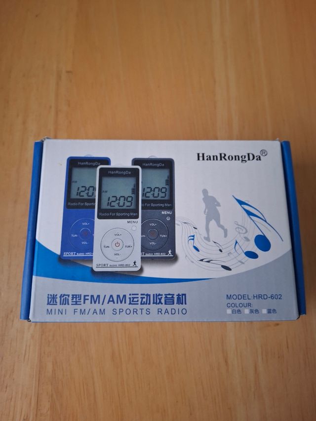 PRECINTADA‼️ Radio FM portátil