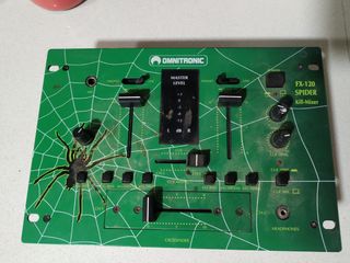 MEZCLADORA OMNITRONIC FX 120