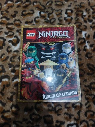 ÁLBUM DE CROMOS LEGO NINJAGO LEGACY