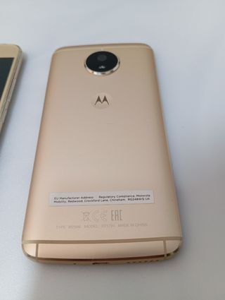 Motorola g5s para piezas o reparar