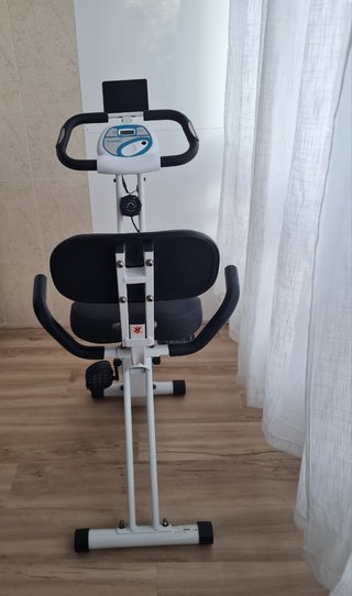 Bicicleta estática nueva
