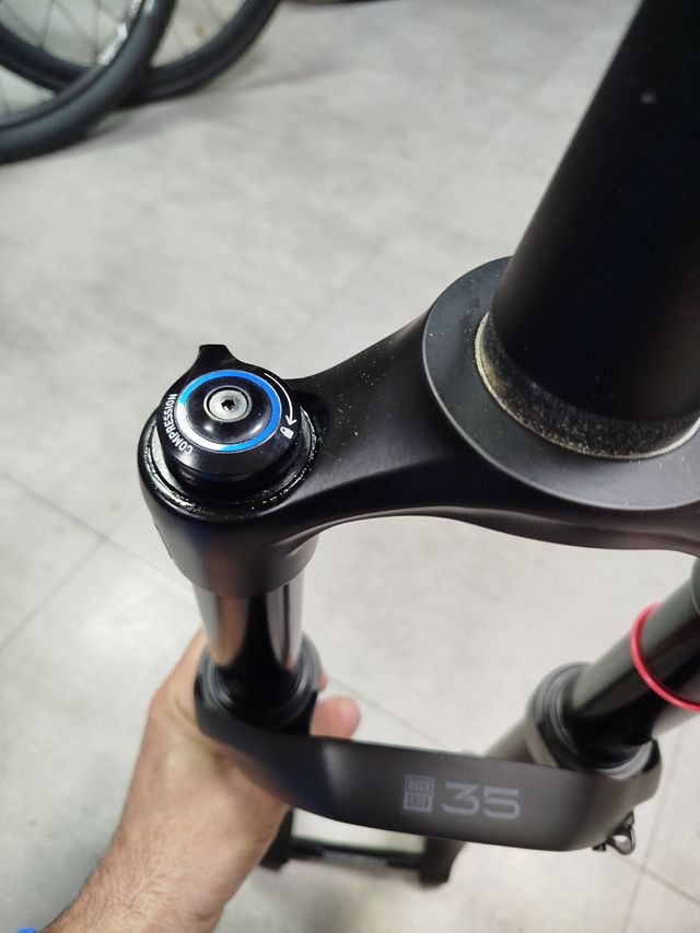 Horquilla rock schox 35 ebike