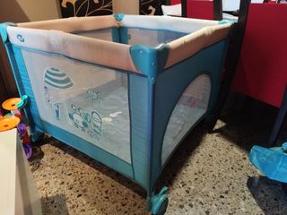 Parque infantil plegable.