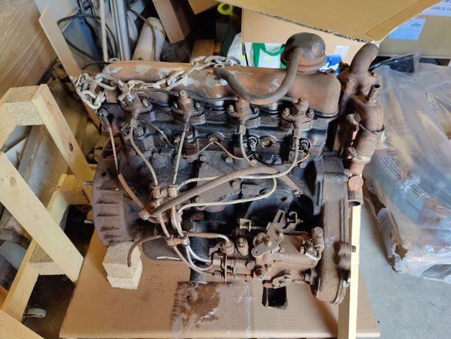Despiece motor 2500 Santana