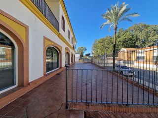 Local comercial en alquiler en Olivares