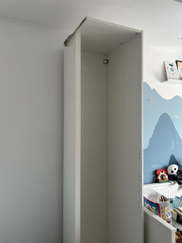 estructura Armario esquinero PAX